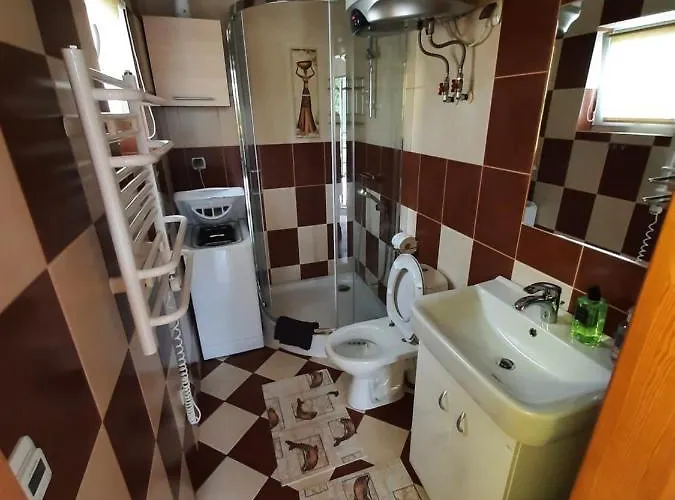 Aldeamento Turístico Drewniany Na Wiejskiej Lubiatowo (Pomerania)