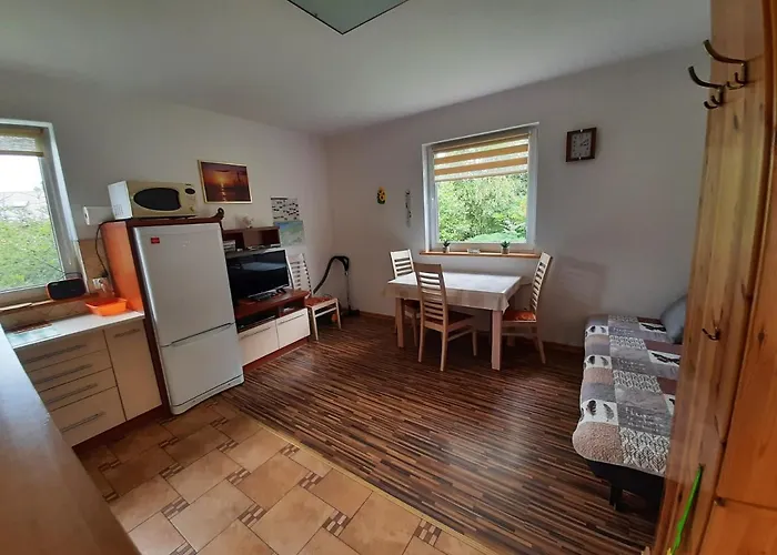 Drewniany Na Wiejskiej