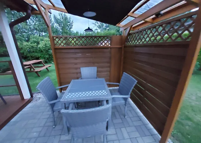 Drewniany Na Wiejskiej * Lubiatowo (Pomerania)