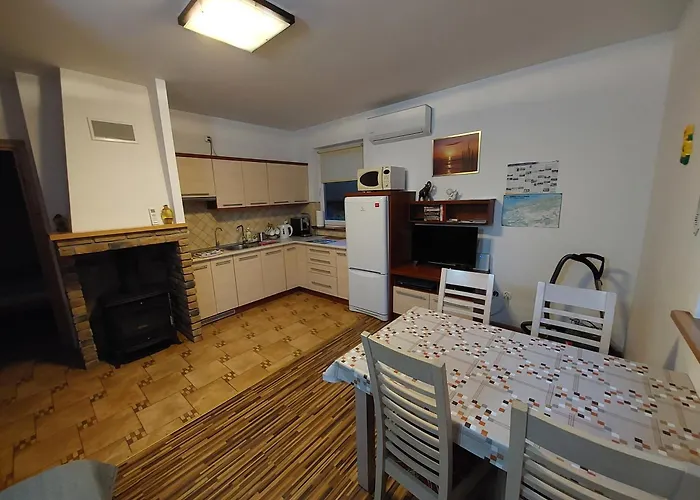 Drewniany Na Wiejskiej Aldeamento Turístico