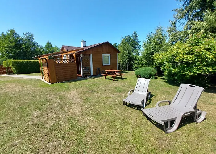 Drewniany Na Wiejskiej Aldeamento Turístico Lubiatowo (Pomerania)