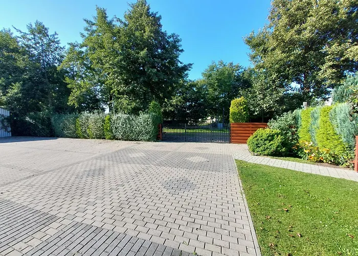 Aldeamento Turístico Drewniany Na Wiejskiej