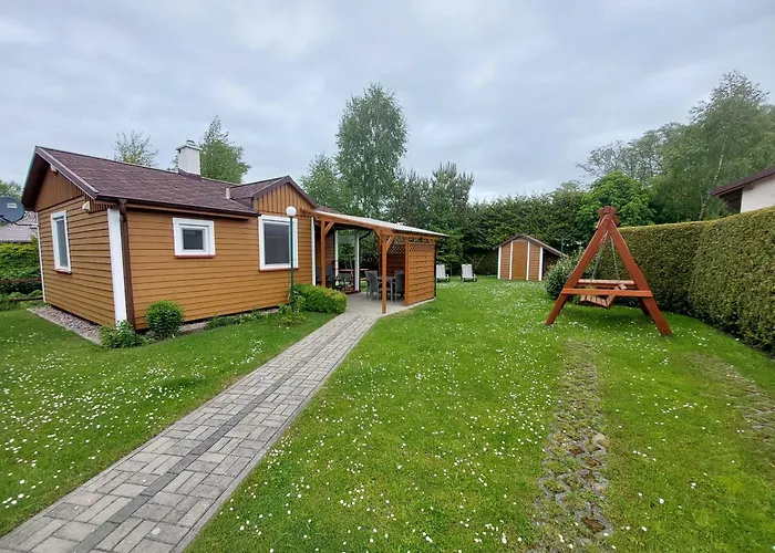 Drewniany Na Wiejskiej * Lubiatowo (Pomerania)